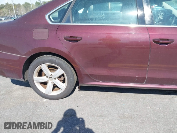 2012 Volkswagen Passat SE z VIN 1VWBH7A32CC074412, wystawiony jako IAAI lot #41805569 z przebiegiem 216 762 mil mil oraz . Historia ofert i sprzedaży dostępna na DreamBid. Obrazek 12.