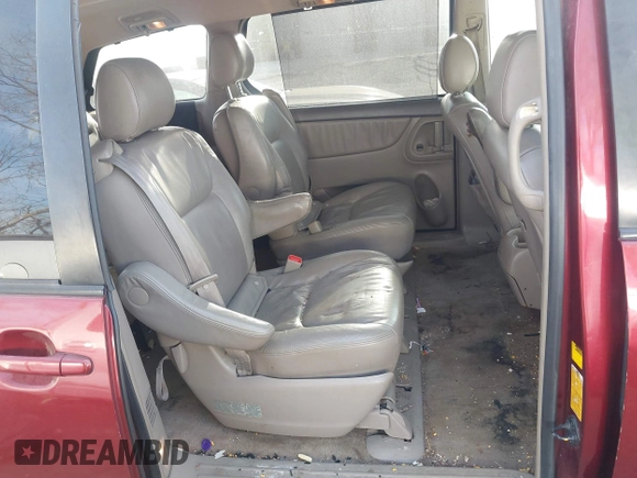 2005 Toyota Sienna XLE with VIN 5TDZA22C05S248499, listed as a IAAI auction lot 41797750 with 266,521 mi miles. Bid and sale history available at carsss.com. Image 8.