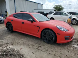 2012 Porsche Panamera S Hybrid with VIN WP0AD2A79CL045571, listed as a Copart auction lot 70634554 with 79,985 mi miles and Salvage Title. Bid and sale history available at carsss.com. Image 4.
