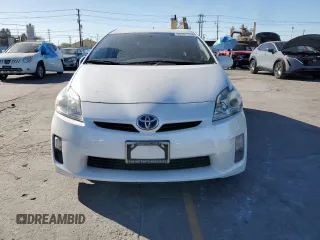2010 Toyota Prius II with VIN JTDKN3DU5A0241272, listed as a Copart auction lot 55701555 with 299,547 mi miles and Clean Title. Bid and sale history available at DreamBid. Image 5.