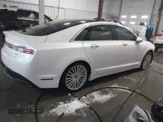 2017 Lincoln MKZ Hybrid Reserve with VIN 3LN6L5MU0HR603355, listed as a IAAI auction lot 41720619 with 142,241 mi miles. Bid and sale history available at carsss.com. Image 14.