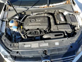 2014 Volkswagen Passat Wolfsburg Edition z VIN 1VWAT7A31EC022556, wystawiony jako Copart lot #85872424 z przebiegiem 138 363 mil mil oraz Czysty tytuł • Clean title. Historia ofert i sprzedaży dostępna na DreamBid. Obrazek 11.