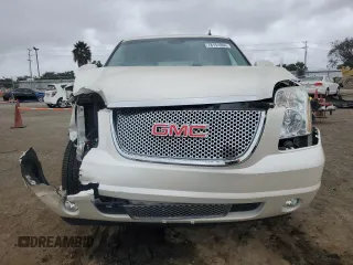 2013 GMC Yukon Denali with VIN 1GKS2EEF2DR280880, listed as a Copart auction lot 78151804 with 109,092 mi miles and Salvage Title. Bid and sale history available at carsss.com. Image 5.