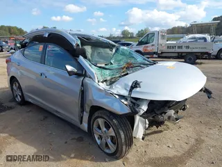 2016 Hyundai Elantra SE with VIN KMHDH4AE3GU588552, listed as a IAAI auction lot 40782716 with 1 mi miles. Bid and sale history available at carsss.com. Image 1.