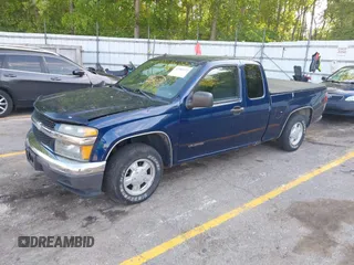 2004 Chevrolet Colorado LS ZQ8 z VIN 1GCCS196048101017, wystawiony jako IAAI lot #42380227 z przebiegiem 174 679 mil mil oraz . Historia ofert i sprzedaży dostępna na DreamBid. Obrazek 2.