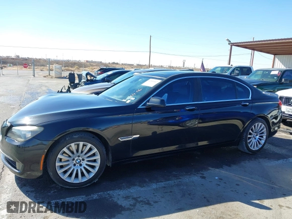 2012 BMW 7 Series 750Li with VIN WBAKB8C53CC962897, listed as a IAAI auction lot 41501447 with 186,046 mi miles and . Bid and sale history available at DreamBid. Image 14.