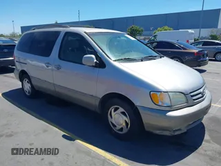 2001 Toyota Sienna LE with VIN 4T3ZF13C21U390923, listed as a IAAI auction lot 42826783 with 207,899 mi miles and . Bid and sale history available at DreamBid. Image 1.