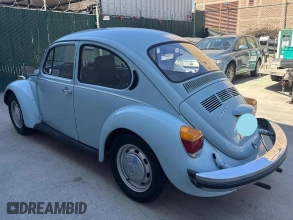 1974 Volkswagen Beetle with VIN 1142098323, listed as a Copart auction lot 48799085 with 41,346 mi miles and Clean Title. Bid and sale history available at DreamBid. Image 3.