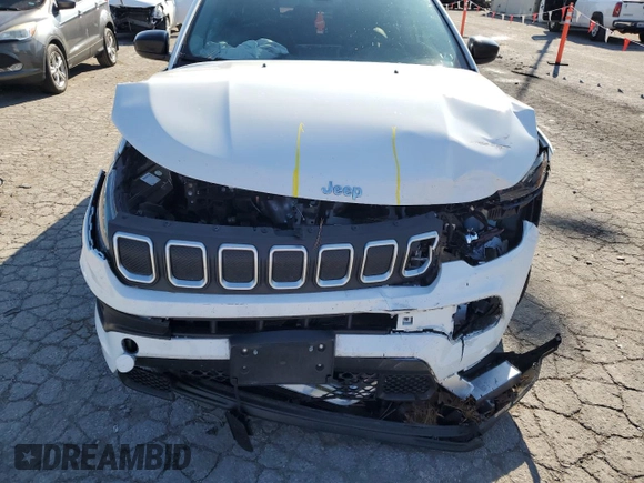 2022 Jeep Compass Latitude with VIN 3C4NJDBB8NT155351, listed as a Copart auction lot 80294454 with Not Provided miles and Salvage Title. Bid and sale history available at DreamBid. Image 13.