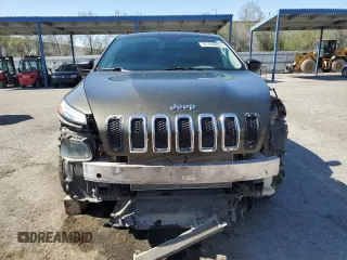 2015 Jeep Cherokee Sport z VIN 1C4PJLAB5FW573186, wystawiony jako Copart lot #61440805 z przebiegiem 144 333 mil mil oraz Szkoda całkowita • Salvage title. Historia ofert i sprzedaży dostępna na DreamBid. Obrazek 5.
