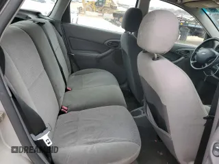2004 Ford Focus with VIN 3FAFP37Z14R102723, listed as a Copart auction lot 44138195 with 220,354 mi miles and Salvage title. Bid and sale history available at DreamBid. Image 10.