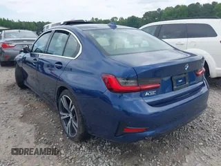 2022 BMW 3 Series 330i z VIN 3MW5R1J01N8C34965, wystawiony jako IAAI lot #42209834 z przebiegiem 37 458 mil mil oraz . Historia ofert i sprzedaży dostępna na DreamBid. Obrazek 3.