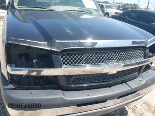 2005 Chevrolet Silverado 1500 LS with VIN 2GCEC13T151401531, listed as a IAAI auction lot 41962535 with 322,265 mi miles. Bid and sale history available at carsss.com. Image 6.