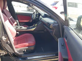2020 Lexus IS 300 F Sport z VIN JTHGA1D26L5107816, wystawiony jako IAAI lot #42088077 z przebiegiem 45 169 mil mil oraz . Historia ofert i sprzedaży dostępna na DreamBid. Obrazek 5.