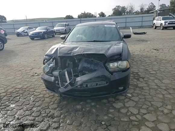 2013 Dodge Charger SXT Plus with VIN 2C3CDXHG8DH603344, listed as a Copart auction lot 44656465 with 121,322 mi miles and Salvage Title. Bid and sale history available at carsss.com. Image 10.