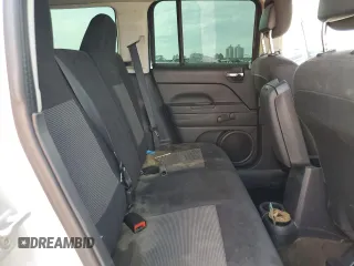 2014 Jeep Patriot Sport with VIN 1C4NJPBA5ED547489, listed as a Copart auction lot 63580795 with 271,303 mi miles and Salvage title. Bid and sale history available at DreamBid. Image 10.