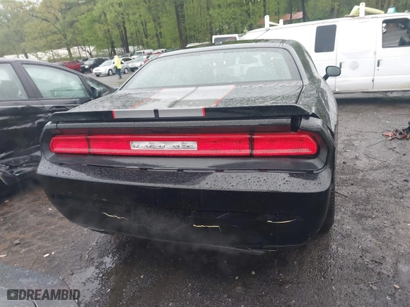 2011 Dodge Challenger with VIN 2B3CJ4DG2BH570266, listed as a IAAI auction lot 41943705 with 172,524 mi miles. Bid and sale history available at carsss.com. Image 6.