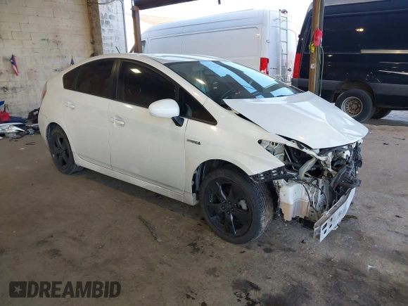 2013 Toyota Prius One with VIN JTDKN3DU7D1639372, listed as a IAAI auction lot 41351781 with 253,735 mi miles. Bid and sale history available at carsss.com. Image 1.