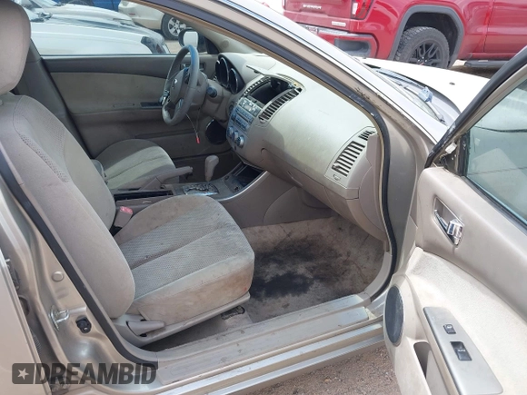 2006 Nissan Altima S with VIN 1N4AL11D16N379532, listed as a IAAI auction lot 42164637 with 181,231 mi miles and . Bid and sale history available at DreamBid. Image 5.