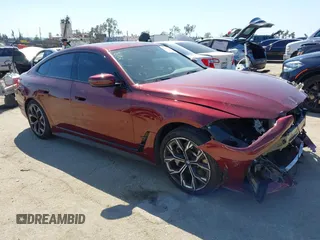 2023 BMW i4 eDrive40 z VIN WBY73AW05PFN76126, wystawiony jako IAAI lot #41856709 z przebiegiem 24 752 mil mil oraz . Historia ofert i sprzedaży dostępna na DreamBid. Obrazek 1.