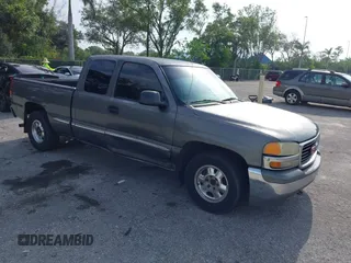 2001 GMC Sierra 1500 SLE z VIN 2GTEC19T911230691, wystawiony jako IAAI lot #42367210 z przebiegiem 381 719 mil mil oraz . Historia ofert i sprzedaży dostępna na DreamBid. Obrazek 1.
