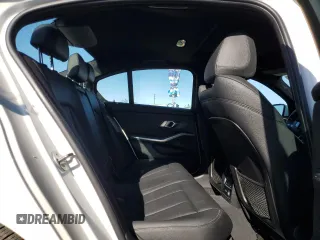 2019 BMW 3 Series 330i with VIN 3MW5R1J51K8B02795, listed as a Copart auction lot 88253725 with 47,945 mi miles and Salvage Title. Bid and sale history available at carsss.com. Image 10.