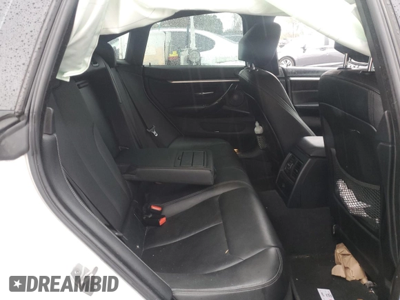 2018 BMW 4 Series 440i with VIN WBA4J5C54JBF07105, listed as a Copart auction lot 45203205 with 62,112 mi miles and Salvage Title. Bid and sale history available at DreamBid. Image 10.