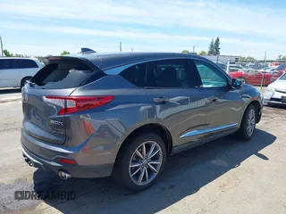 2020 Acura RDX Technology with VIN 5J8TC2H53LL014852, listed as a IAAI auction lot 39360410 with 61,341 mi miles and . Bid and sale history available at DreamBid. Image 4.