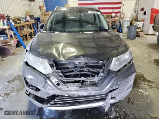 2017 Nissan Rogue SV with VIN 5N1AT2MT6HC817975, listed as a Copart auction lot 44040405 with 73,198 mi miles and Salvage Title. Bid and sale history available at carsss.com. Image 5.