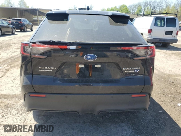 2023 Subaru Solterra Limited z VIN JTMABABA1PA024533, wystawiony jako Copart lot #54735625 z przebiegiem 7604 mil mil oraz Szkody całkowita. Historia ofert i sprzedaży dostępna na DreamBid. Obrazek 6.