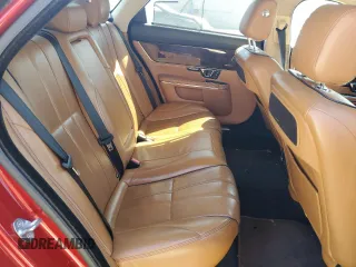 2015 Jaguar XJ Portfolio z VIN SAJWJ2GD9F8V90013, wystawiony jako Copart lot #49766095 z przebiegiem 179 970 mil mil oraz Czysty tytuł • Clean title. Historia ofert i sprzedaży dostępna na DreamBid. Obrazek 10.