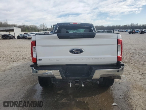 2018 Ford Super Duty F-250 SRW XL with VIN 1FT7W2BT2JEB74415, listed as a Copart auction lot 49680175 with 0 mi miles and Non Repairable. Bid and sale history available at carsss.com. Image 6.