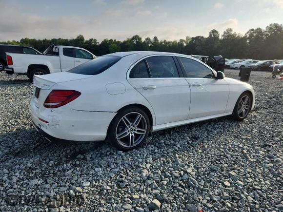 2017 Mercedes-Benz E 300 Luxury with VIN WDDZF4KB4HA230616, listed as a Copart auction lot 63031425 with 88,062 mi miles and Salvage title. Bid and sale history available at DreamBid. Image 3.