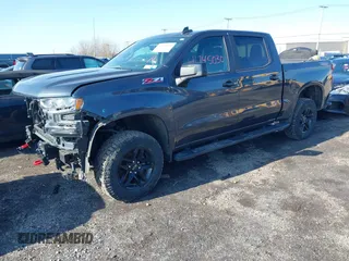 2020 Chevrolet Silverado 1500 LT Trail Boss with VIN 1GCPYFED3LZ352799, listed as a IAAI auction lot 41745030 with 31,194 mi miles. Bid and sale history available at carsss.com. Image 2.