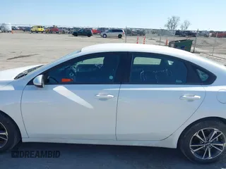 2024 Kia Forte LX with VIN 3KPF24AD5RE750446, listed as a IAAI auction lot 42024978 with 20,263 mi miles. Bid and sale history available at carsss.com. Image 15.