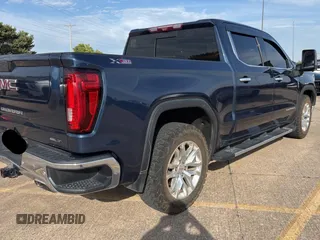 2021 GMC Sierra 1500 SLT z VIN 3GTU9DED1MG116187, wystawiony jako Copart lot #53917655 z przebiegiem 114 574 mil mil oraz Czysty tytuł • Clean title. Historia ofert i sprzedaży dostępna na DreamBid. Obrazek 4.