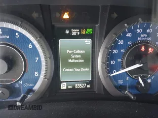 2019 Toyota Sienna XLE Auto Access Seat with VIN 5TDYZ3DC5KS967976, listed as a IAAI auction lot 41623525 with 83,527 mi miles. Bid and sale history available at carsss.com. Image 16.
