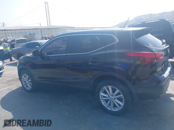 2017 Nissan Rogue SV with VIN JN1BJ1CP6HW021810, listed as a IAAI auction lot 42174714 with 91,180 mi miles and . Bid and sale history available at DreamBid. Image 13.