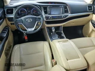 2017 Toyota Highlander XLE with VIN 5TDKZRFH4HS215440, listed as a Copart auction lot 61373345 with 171,924 mi miles and Clean title. Bid and sale history available at DreamBid. Image 8.