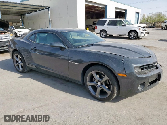 2013 Chevrolet Camaro LT with VIN 2G1FC1E31D9108870, listed as a Copart auction lot 61084435 with 142,670 mi miles and Salvage title. Bid and sale history available at DreamBid. Image 4.