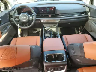 2025 Kia Carnival SX Prestige with VIN KNDNE5K35S6455177, listed as a Copart auction lot 67465454 with 3,446 mi miles and Salvage Title. Bid and sale history available at carsss.com. Image 8.