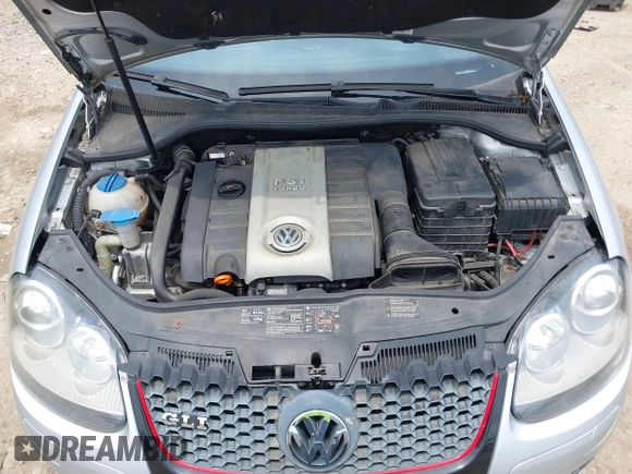 2006 Volkswagen Jetta GLI Turbo z VIN 3VWXJ71K06M728828, wystawiony jako IAAI lot #42477114 z przebiegiem 95 238 mil mil oraz . Historia ofert i sprzedaży dostępna na DreamBid. Obrazek 10.