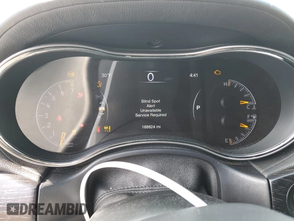 2018 Jeep Grand Cherokee High Altitude with VIN 1C4RJECG1JC142237, listed as a Copart auction lot 46145595 with 168,824 mi miles and Clean title. Bid and sale history available at DreamBid. Image 9.