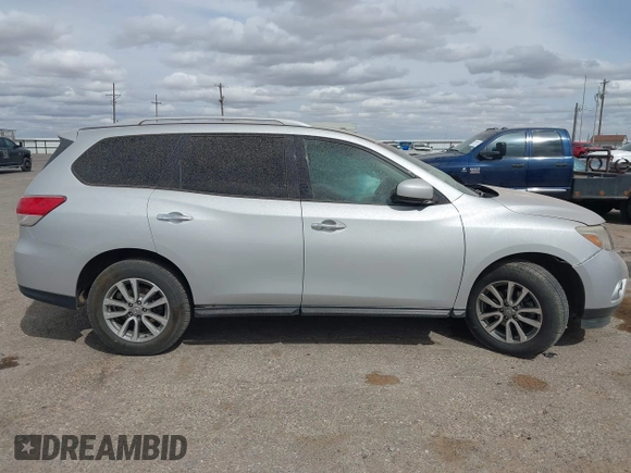 2016 Nissan Pathfinder Platinum with VIN 5N1AR2MM3GC631820, listed as a IAAI auction lot 41956463 with 128,668 mi miles. Bid and sale history available at carsss.com. Image 13.