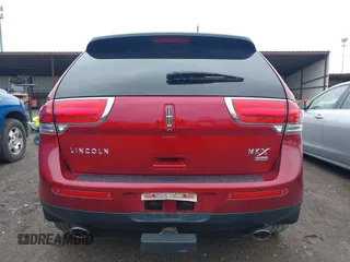 2014 Lincoln MKX with VIN 2LMDJ8JK1EBL02917, listed as a IAAI auction lot 41963678 with Not Provided miles. Bid and sale history available at carsss.com. Image 16.