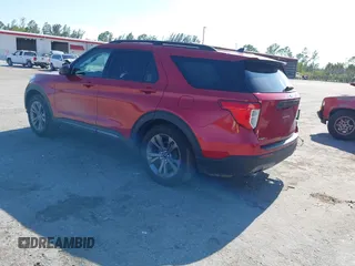 2021 Ford Explorer XLT z VIN 1FMSK7DH3MGB50785, wystawiony jako IAAI lot #42018105 z przebiegiem 119 781 mil mil oraz . Historia ofert i sprzedaży dostępna na DreamBid. Obrazek 3.