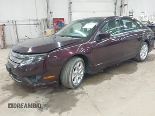 2011 Ford Fusion SE with VIN 3FAHP0HAXBR308930, listed as a IAAI auction lot 42028352 with 116,116 mi miles. Bid and sale history available at carsss.com. Image 2.