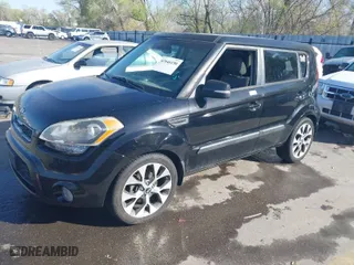 2013 Kia Soul + with VIN KNDJT2A62D7619416, listed as a IAAI auction lot 42046150 with 116,851 mi miles. Bid and sale history available at carsss.com. Image 2.