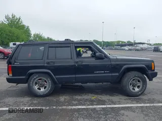 2000 Jeep Cherokee with VIN 1J4FF48S5YL182045, listed as a IAAI auction lot 42262612 with 192,292 mi miles and . Bid and sale history available at DreamBid. Image 13.