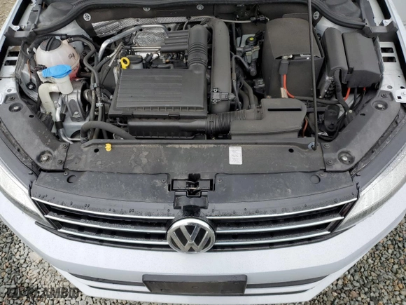 2017 Volkswagen Jetta 1.4T SE with VIN 3VWDB7AJ9HM272547, listed as a Copart auction lot 51136745 with 47,757 mi miles and Salvage Title. Bid and sale history available at carsss.com. Image 11.